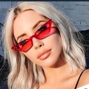 💕Stylish Red/Pink Cat Eye Sunglasses💕